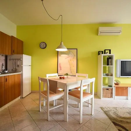 Olimp Apartamento *