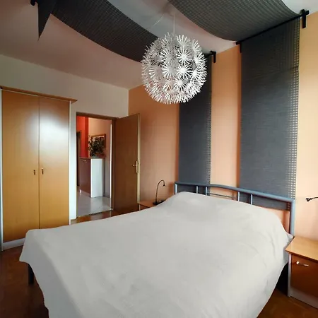 Olimp Apartamento *